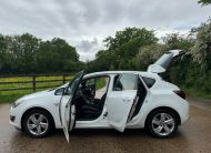 2013 Vauxhall Astra 1.4T 16v SRi Euro 5 5dr