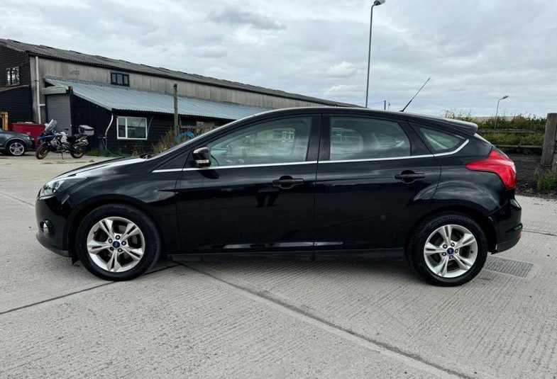 Ford Focus 1.6 Zetec Powershift Euro 5 5dr