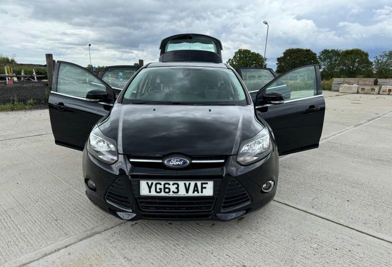 Ford Focus 1.6 Zetec Powershift Euro 5 5dr