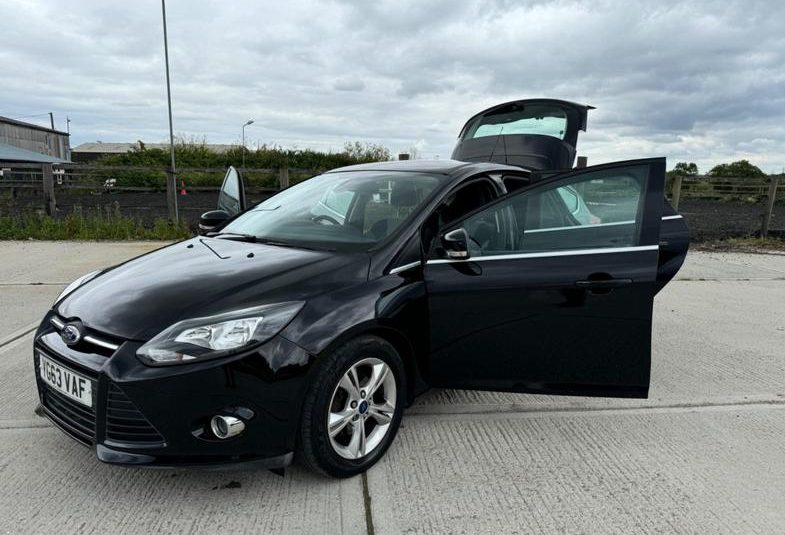 Ford Focus 1.6 Zetec Powershift Euro 5 5dr