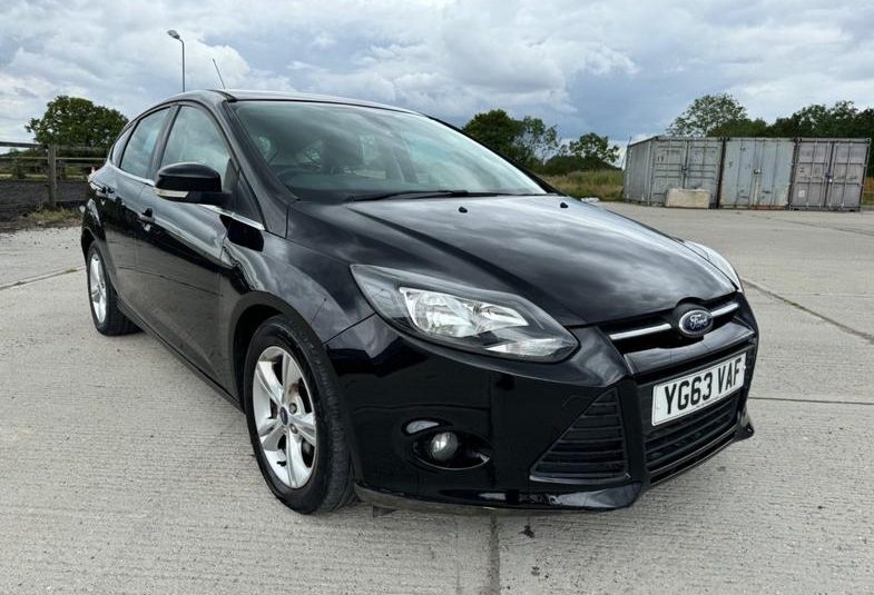 Ford Focus 1.6 Zetec Powershift Euro 5 5dr