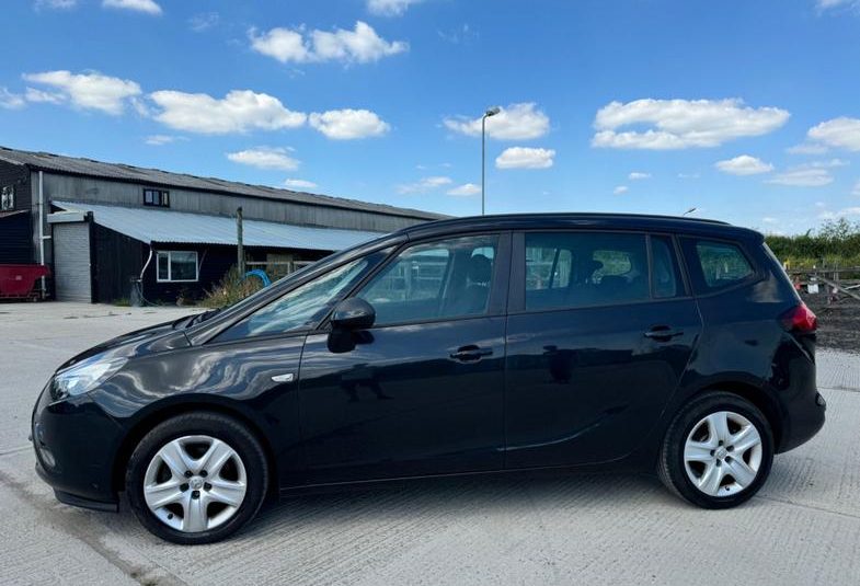 Vauxhall Zafira Tourer 1.8 16V Exclusiv Euro 5 5dr