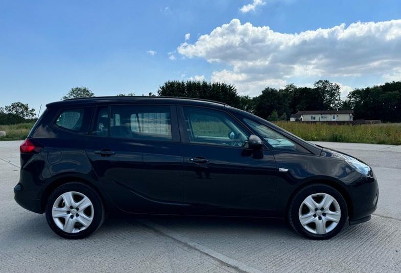 Vauxhall Zafira Tourer 1.8 16V Exclusiv Euro 5 5dr