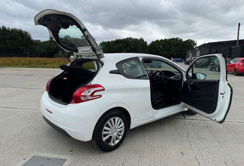 Peugeot 208 1.0 VTi Access Euro 5