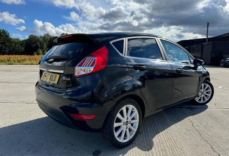 Ford Fiesta 1.0T EcoBoost Titanium Euro 6 (s/s) 5dr