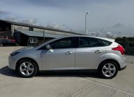 Ford Focus 1.0T EcoBoost Zetec Euro 5 (s/s) 5dr