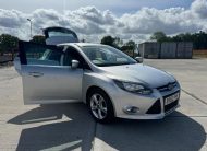 Ford Focus 1.0T EcoBoost Zetec Euro 5 (s/s) 5dr