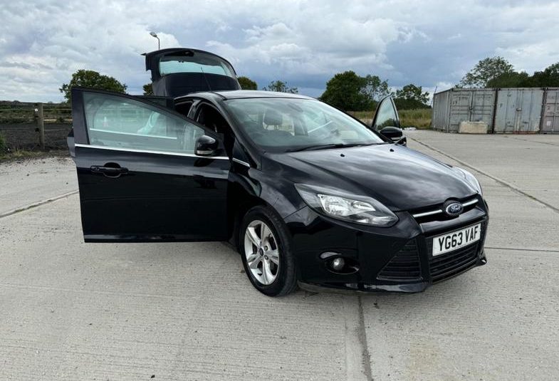 Ford Focus 1.6 Zetec Powershift Euro 5 5dr