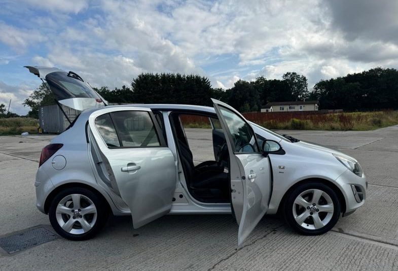 Vauxhall Corsa 1.4 16V SXi Euro 5 5dr (A/C)