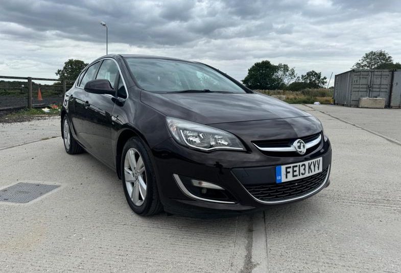 Vauxhall Astra 1.6T 16v SRi Euro 5 5dr