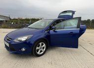 Ford Focus 1.6 Zetec Navigator Powershift Euro 5 5dr