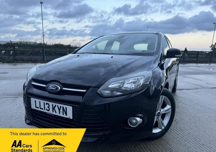 Ford Focus 1.6 Zetec Powershift Euro 5 5dr