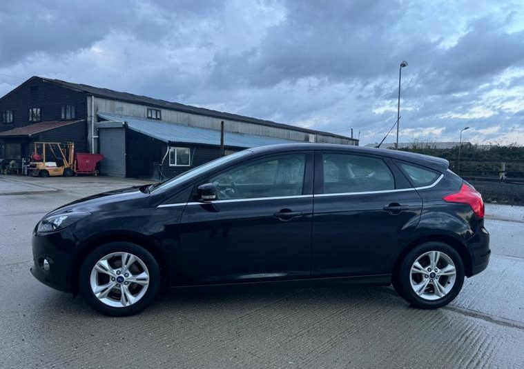 Ford Focus 1.6 Zetec Powershift Euro 5 5dr