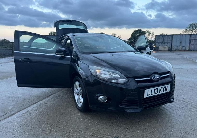 Ford Focus 1.6 Zetec Powershift Euro 5 5dr