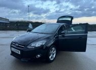 Ford Focus 1.6 Zetec Powershift Euro 5 5dr