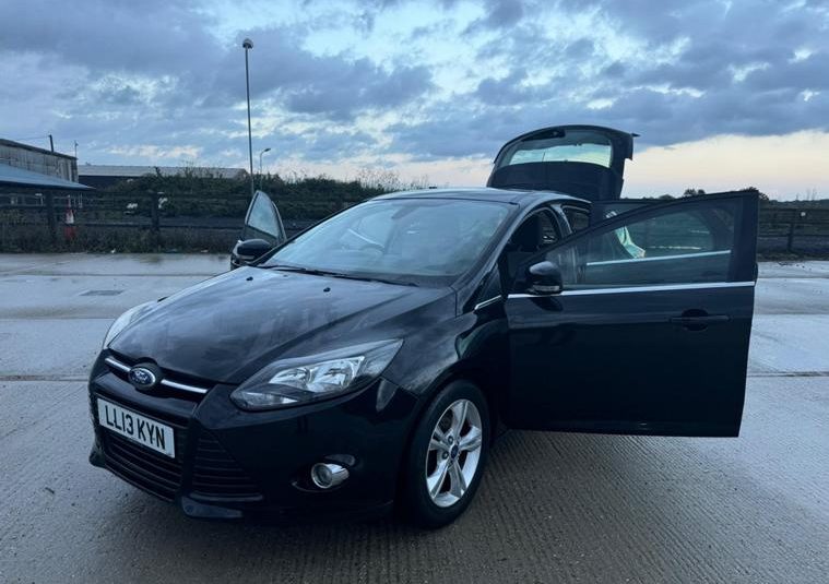 Ford Focus 1.6 Zetec Powershift Euro 5 5dr