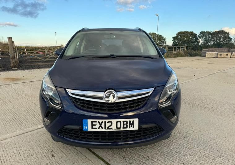 Vauxhall Zafira Tourer 1.4T 16V Exclusiv Auto Euro 5 5dr